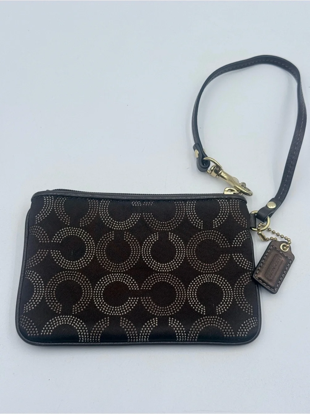 Coach Madison OP Art Sig Dots Brown Small Wristlet Purple Interior Hangtag